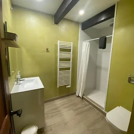 Boi Romanic Hostel *